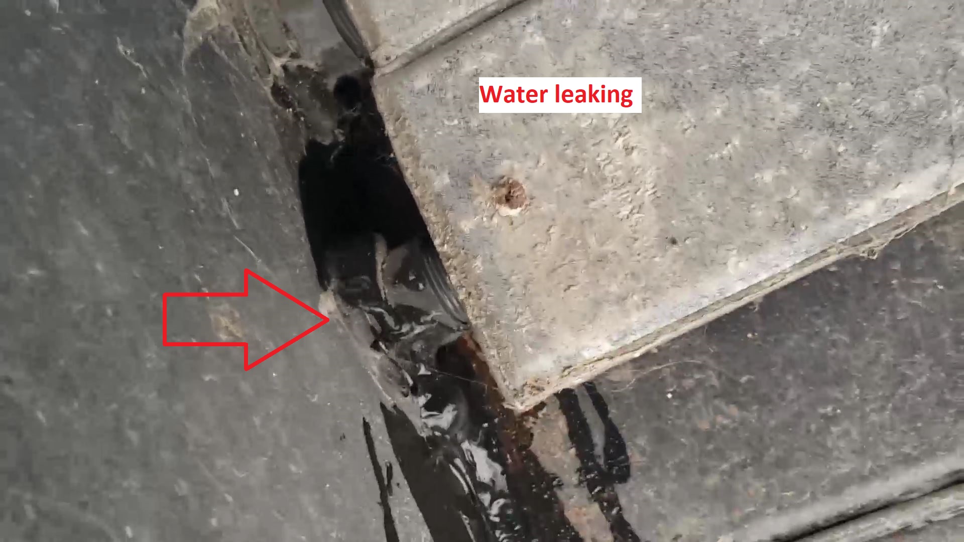2019 DRV water leaking